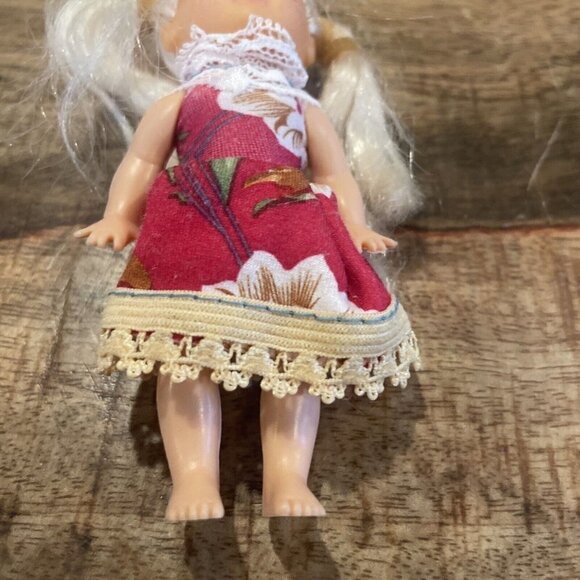 1994 Kelly Doll Barbies Little Sister Long Blonde Hair Dress Dress Floral - Picture 4 of 9